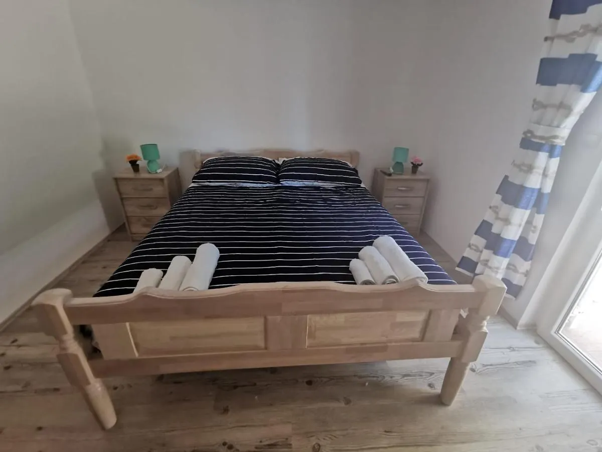 Family Apartman Kornić 0*,  Horvátország