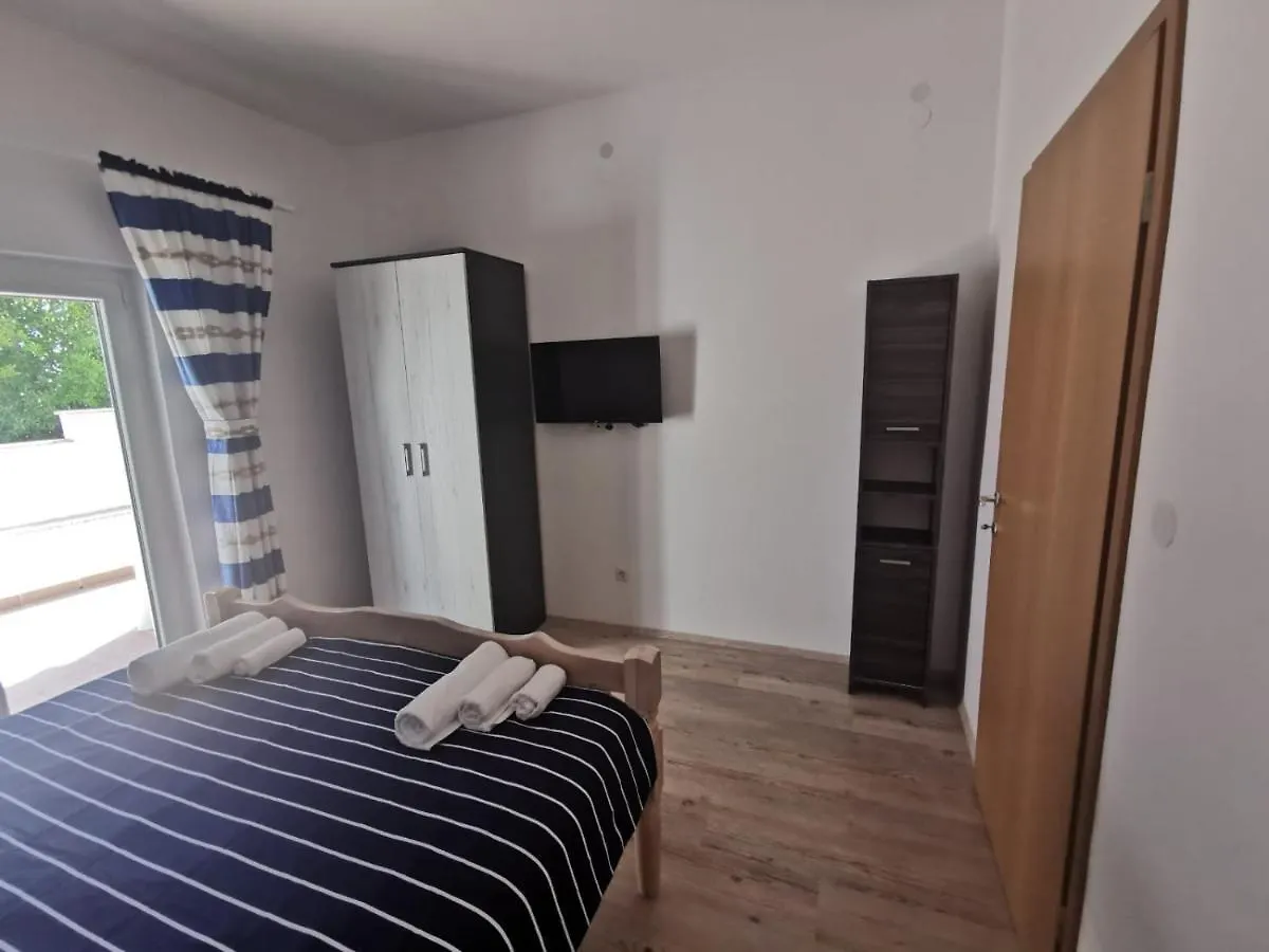 Family Apartman Kornić Horvátország